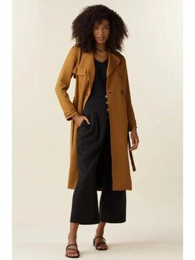 Vetta The Convertible Trench in Gold